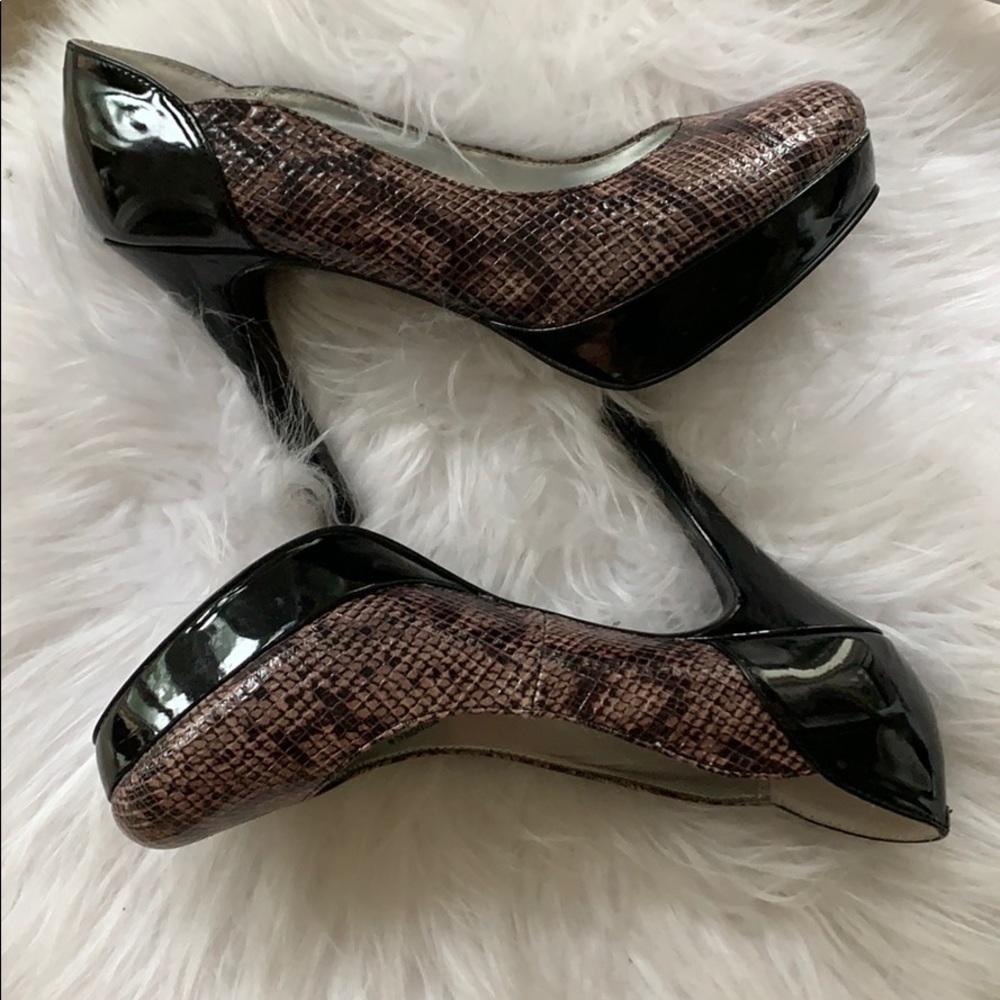 Guess Python Inspired High Heels Sz 7 - image 6